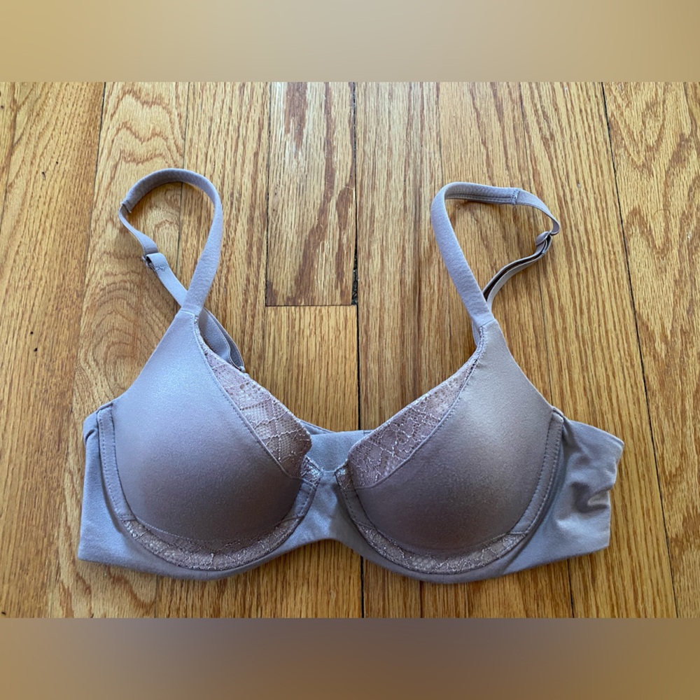 NWOT Victoria’s Secret Body by Victoria BBV Lined Demi Bra 34B Nude Beige